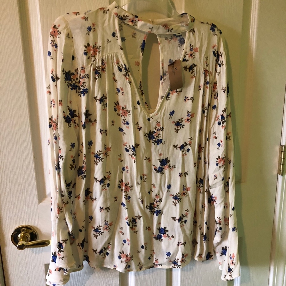 American Eagle floral blouse